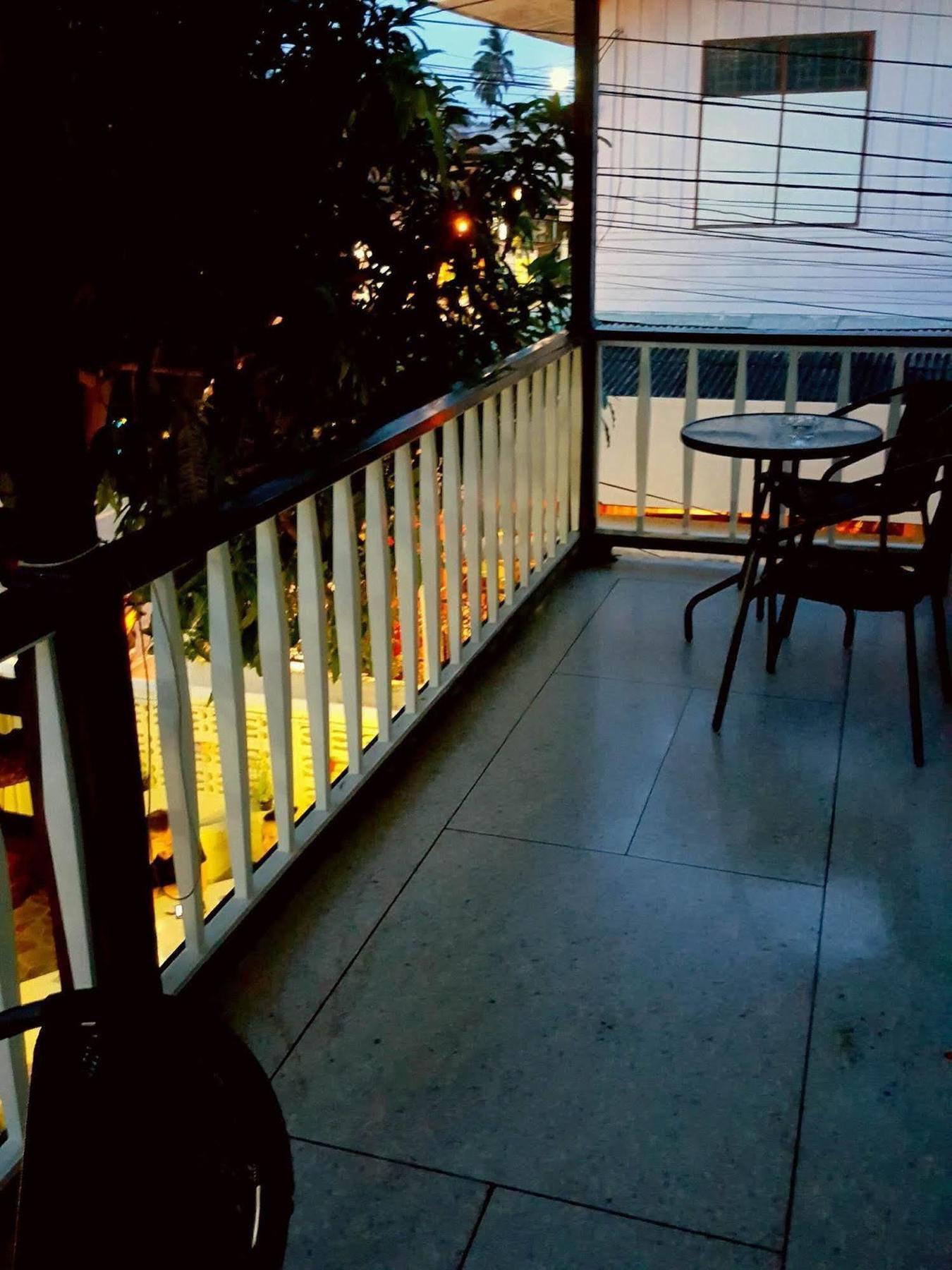 פראצ'ואפ קירי קאן Emmanuel Guesthouse מראה חיצוני תמונה